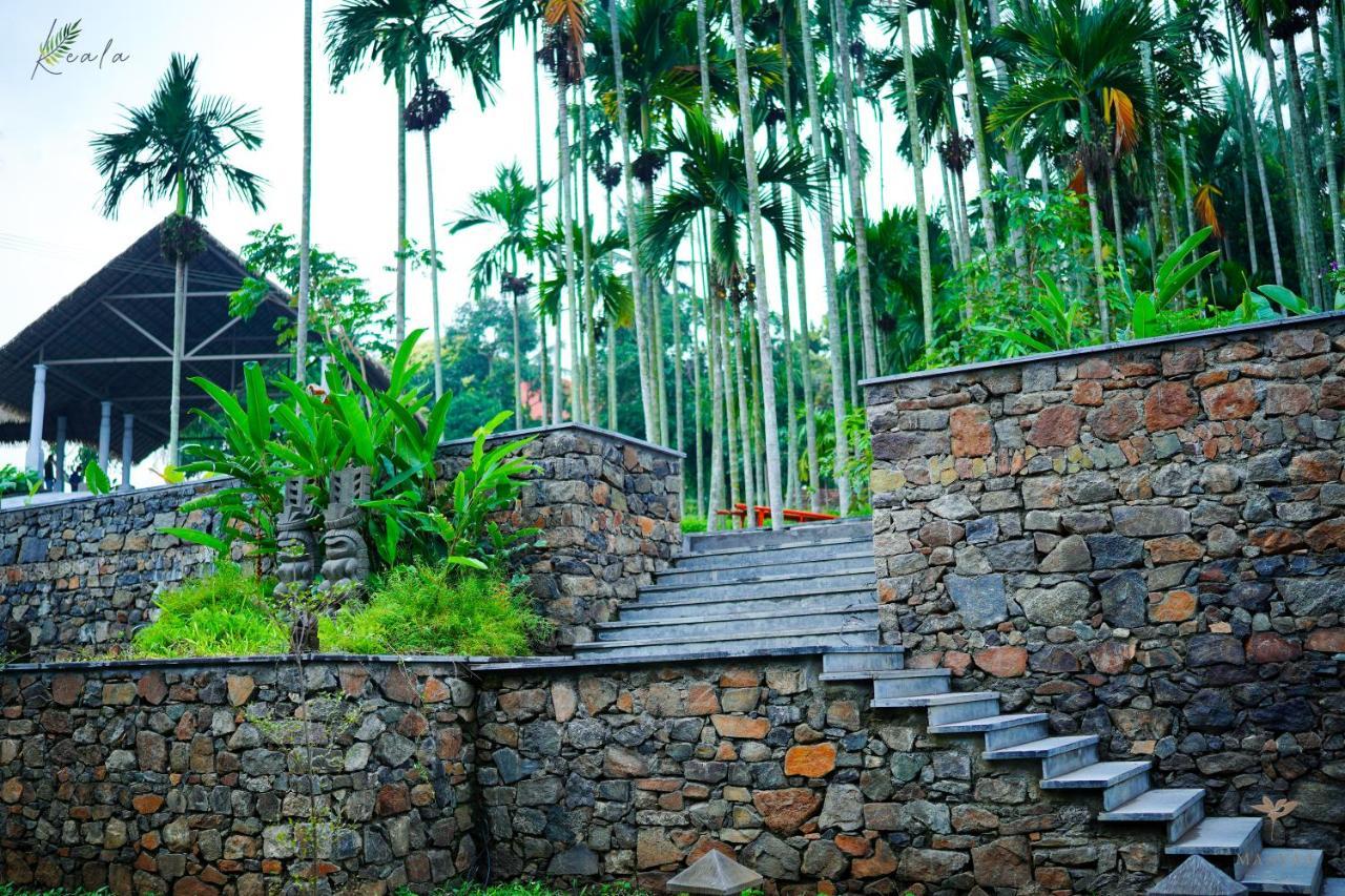 Maayaa Riverside Villa By Kpm Tripenta Attappādi Eksteriør bilde