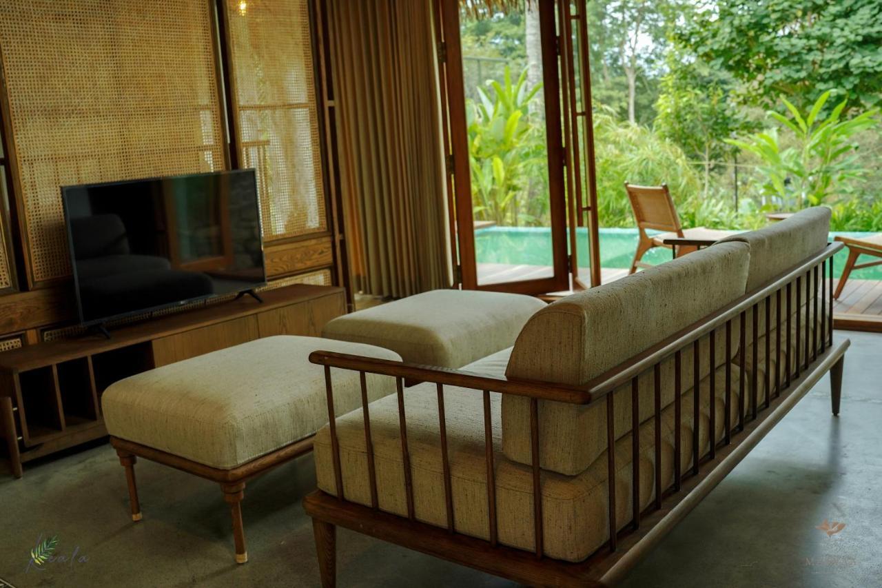 Maayaa Riverside Villa By Kpm Tripenta Attappādi Eksteriør bilde